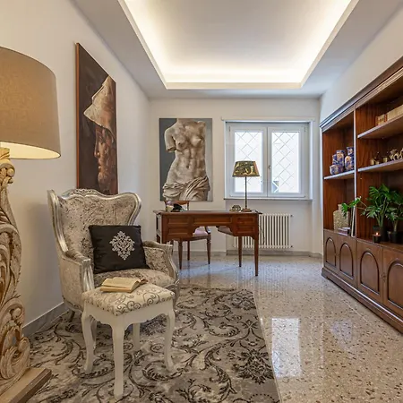 Ginevra Luxury New Classic Close Vatican